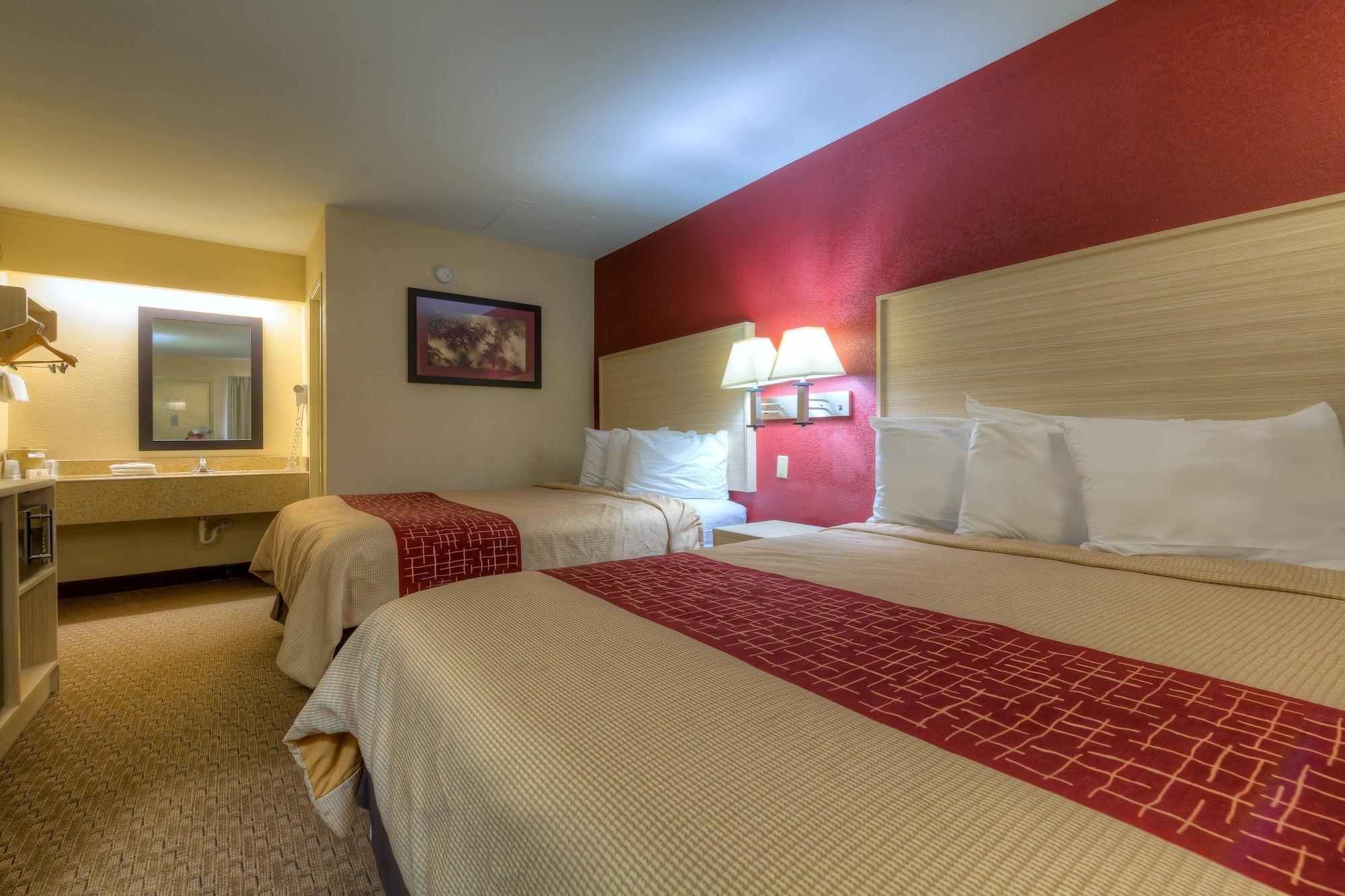 Red Roof Inn Memphis East Экстерьер фото