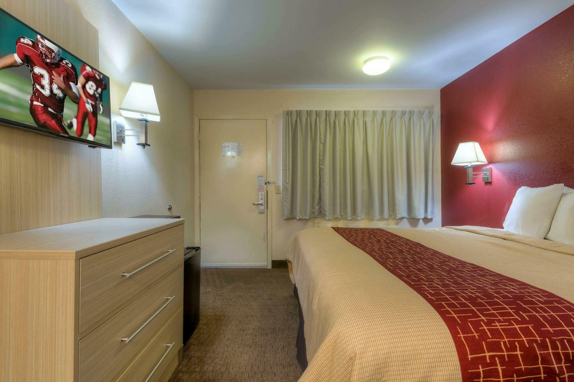 Red Roof Inn Memphis East Экстерьер фото